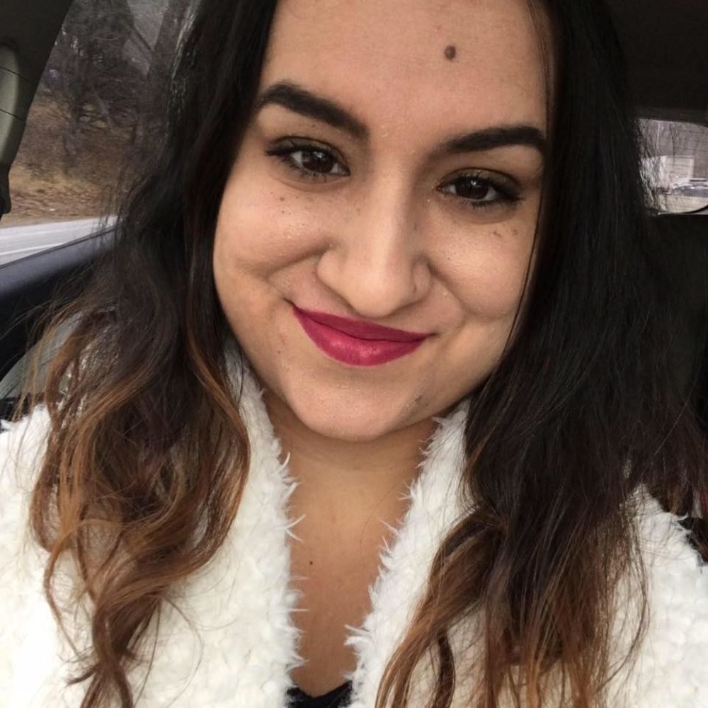 Meet your Posher, Valeria